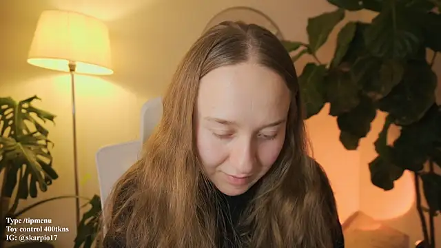 Snapshot of Scarlett_NoirMuse chatting on 02/05/26, 02:07 Scarlett NoirMuse online show from 02/05/26, 02:07