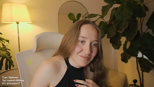 Snapshot of Scarlett_NoirMuse chatting on 02/20/26, 10:01 Scarlett NoirMuse online show from 02/20/26, 10:01