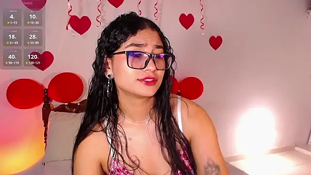 Snapshot of thalia_069 chatting on 03/03/26, 02:35 thalia 069 online show from 03/03/26, 02:35