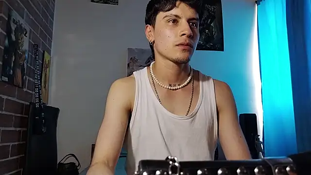 PaulDamico online show from 05/11/26, 06:27