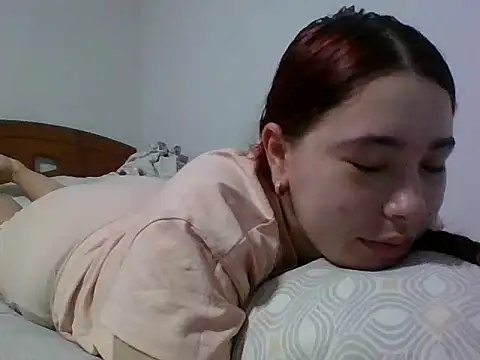 Anni 000 online show from 02/18/26, 10:01