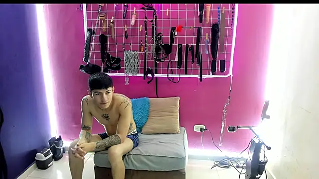 Slave Melany bdsm online show from 04/18/26, 12:40