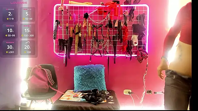 Slave Melany bdsm online show from 02/26/26, 12:38