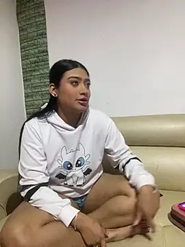 GabrielaZuluaga online show from 03/03/26, 05:58