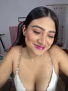 GabrielaZuluaga online show from 03/05/26, 12:29