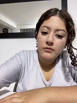 lizzy luminair online show from 02/26/26, 12:54