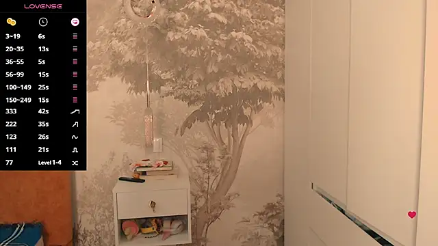 Hiaru Cutie online show from 10/30/25, 05:50