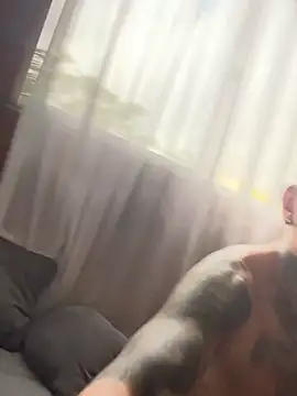 mister eithan online show from 04/01/26, 01:52