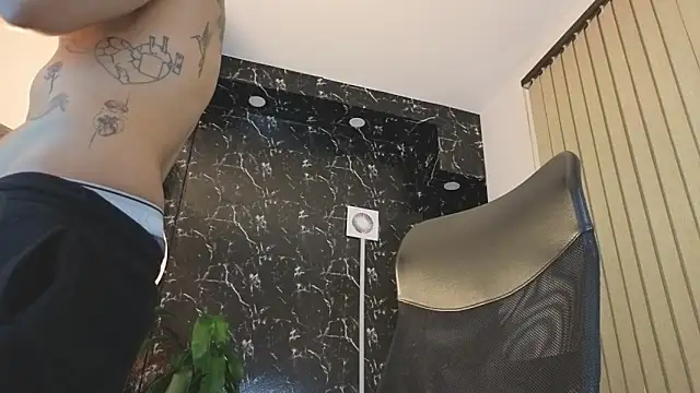 mister eithan online show from 04/16/26, 03:29