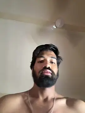 Snapshot of priyansh92924 chatting on 06/08/26, 05:08 priyansh92924 online show from 06/08/26, 05:08
