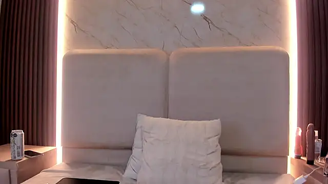 Snapshot of PalomaAguilarx69 chatting on 02/20/26, 06:26 PalomaAguilarx69 online show from 02/20/26, 06:26