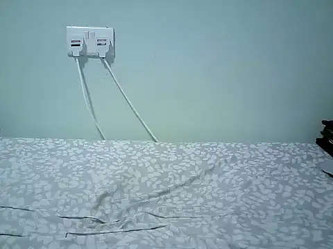 Oyeiyyy online show from 02/23/26, 07:42