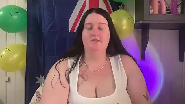 xopeachybaby online show from 06/25/26, 12:41