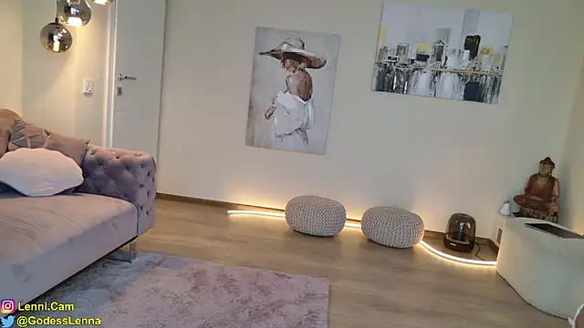 Lenna Godess online show from 04/05/26, 05:36