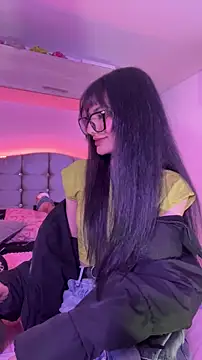 Lucycherry online show from 02/17/26, 04:54