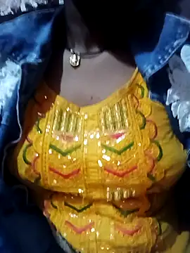 Ayesha Khan1 online show from 01/18/26, 10:24