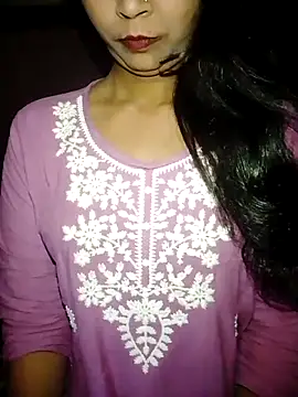 Snapshot of Ayesha_Khan1 chatting on 05/11/26, 12:17 Ayesha Khan1 online show from 05/11/26, 12:17