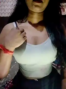 Snapshot of Ayesha_Khan1 chatting on 04/05/26, 07:26 Ayesha Khan1 online show from 04/05/26, 07:26