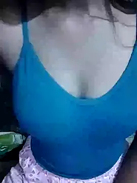 Snapshot of Ayesha_Khan1 chatting on 05/24/26, 02:00 Ayesha Khan1 online show from 05/24/26, 02:00