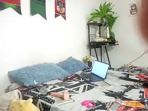 blackninja66 online show from 04/15/26, 02:32