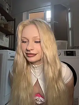 DayaFoxy online show from 04/09/26, 01:17