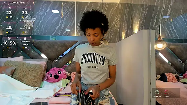 Afrodita Greenn online show from 02/06/26, 03:46