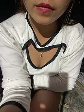 Snapshot of Lonasex99 chatting on 02/13/26, 12:49 Lonasex99 online show from 02/13/26, 12:49