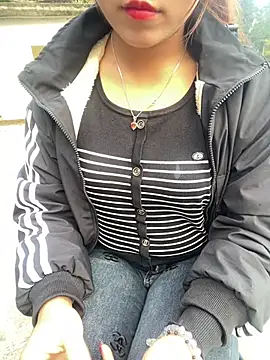 Snapshot of Lonasex99 chatting on 01/19/26, 12:58 Lonasex99 online show from 01/19/26, 12:58