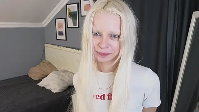 Naomi Demio online show from 03/12/26, 12:09