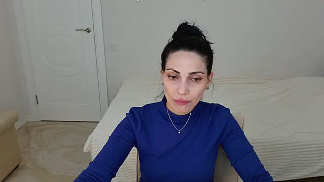 LovelyBeatrice online show from 03/05/26, 06:32