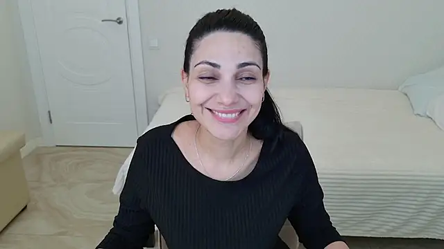 LovelyBeatrice online show from 03/10/26, 11:03