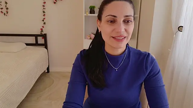 LovelyBeatrice online show from 04/11/26, 11:14