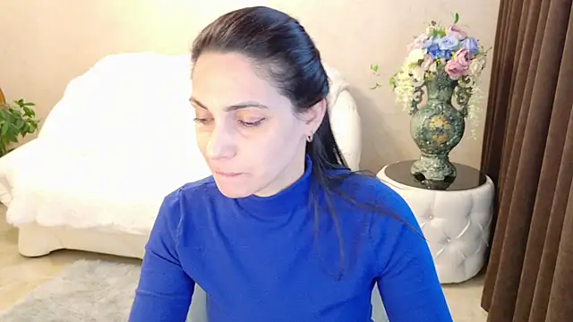 LovelyBeatrice online show from 02/24/26, 06:03