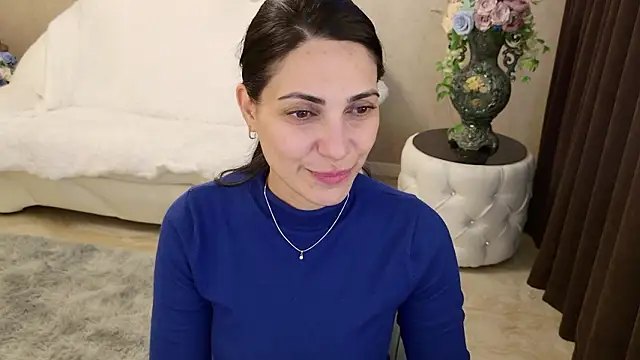 LovelyBeatrice online show from 02/10/26, 11:09