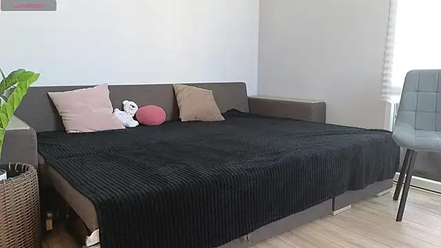 MillaKowal online show from 03/20/26, 08:48