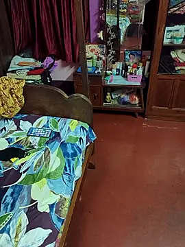 Little-Roshni online show from 04/16/26, 09:50