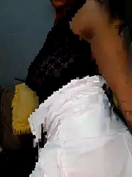 Barbieee1301 online show from 04/13/26, 12:53