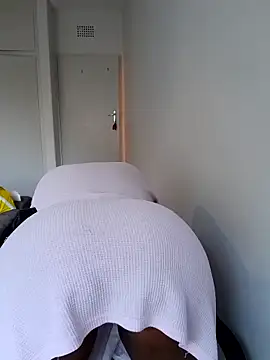 Barbieee1301 online show from 03/26/26, 04:33