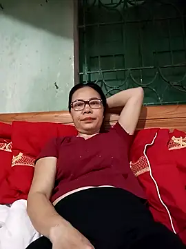 Nuna 689 online show from 04/05/26, 02:40