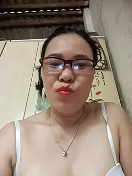 Nuna 689 online show from 04/14/26, 02:38