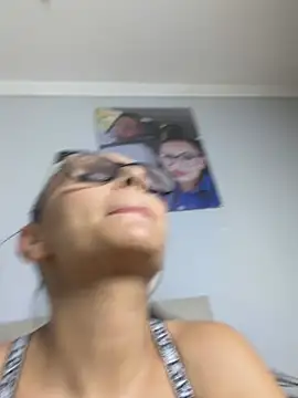 Snapshot of HiddendesireXO01 chatting on 06/26/26, 07:09 HiddendesireXO01 online show from 06/26/26, 07:09