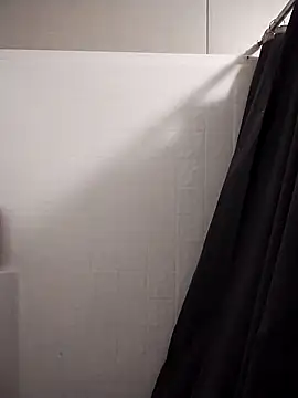 BusyB1983 online show from 04/07/26, 06:59