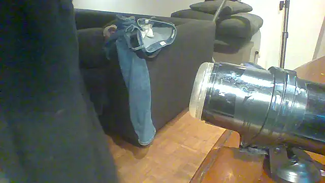 Snapshot of ludowrss chatting on 05/10/26, 12:25 ludowrss online show from 05/10/26, 12:25