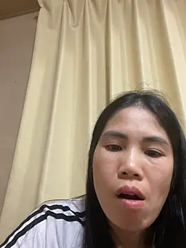 Snapshot of Keola_kwad chatting on 02/22/26, 11:12 Keola kwad online show from 02/22/26, 11:12