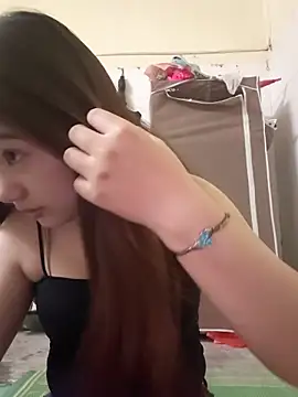 Pinks cool online show from 04/16/26, 02:51