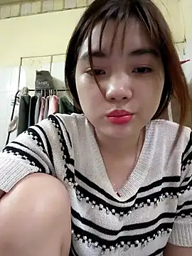 Pinks cool online show from 04/25/26, 10:29