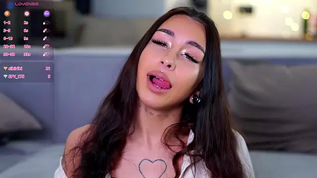 Snapshot of loseecontrol chatting on 02/24/26, 01:23 loseecontrol online show from 02/24/26, 01:23