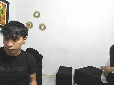 Snapshot of estremehotsex chatting on 02/13/26, 11:21 estremehotsex online show from 02/13/26, 11:21