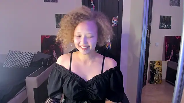 Senya Sol online show from 03/24/26, 10:10