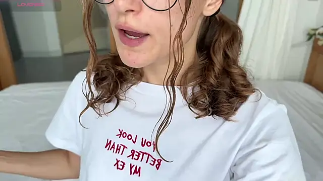 cutiemari online show from 04/20/26, 04:37